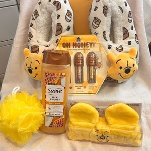 Winnie the Pooh Slippers and Honey Gift Bundle